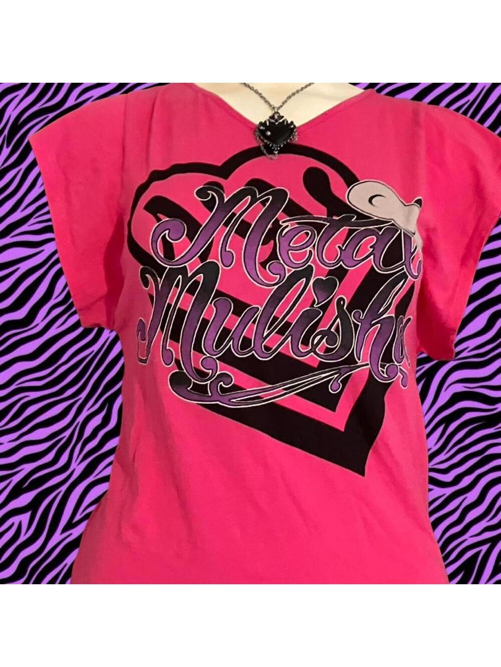 Metal Mulisha pink graphic tee #skater #y2k